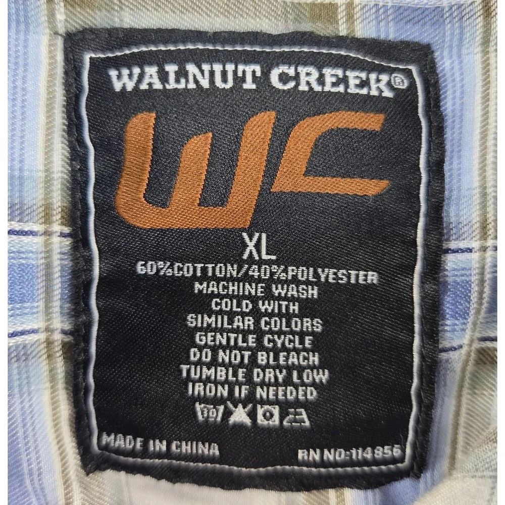 Walnut Creek Mens XL Blue White Plaid Long Sleeve Button Down Shirt Cotton Blend